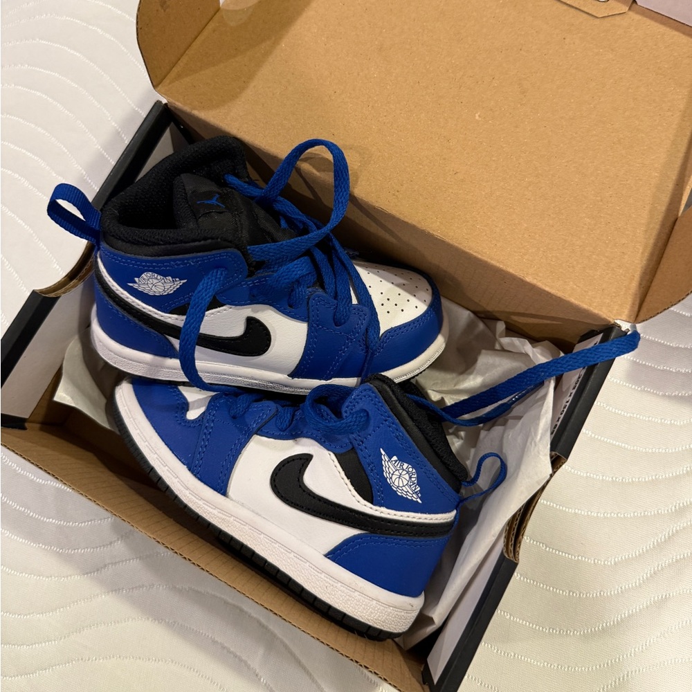 Nike Kids Blue White Black Air Jordan 1 Low-Top Sneakers